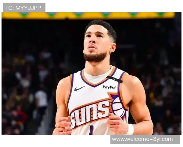 布克谈三分选择原因：突破难以造犯规裁判不易给机会